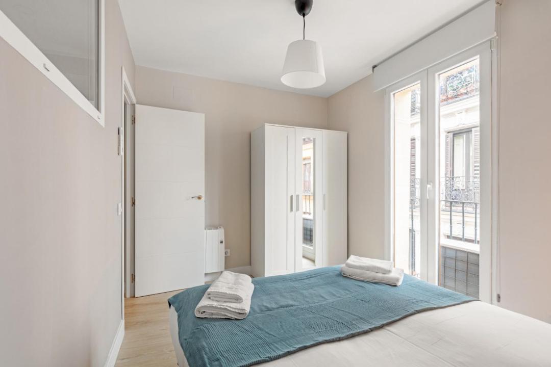 2 Bedrooms 1 Bathroom Furnished - Las Letras - Bright - Mintystay Madrid Exteriér fotografie