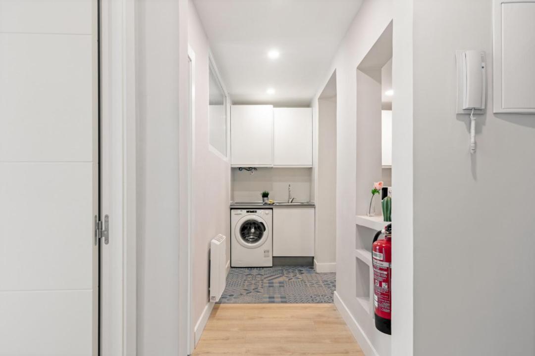 2 Bedrooms 1 Bathroom Furnished - Las Letras - Bright - Mintystay Madrid Exteriér fotografie